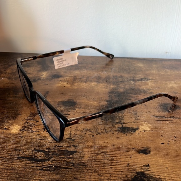 NWT 7 for All Mankind Laurel Glasses - Picture 2 of 3
